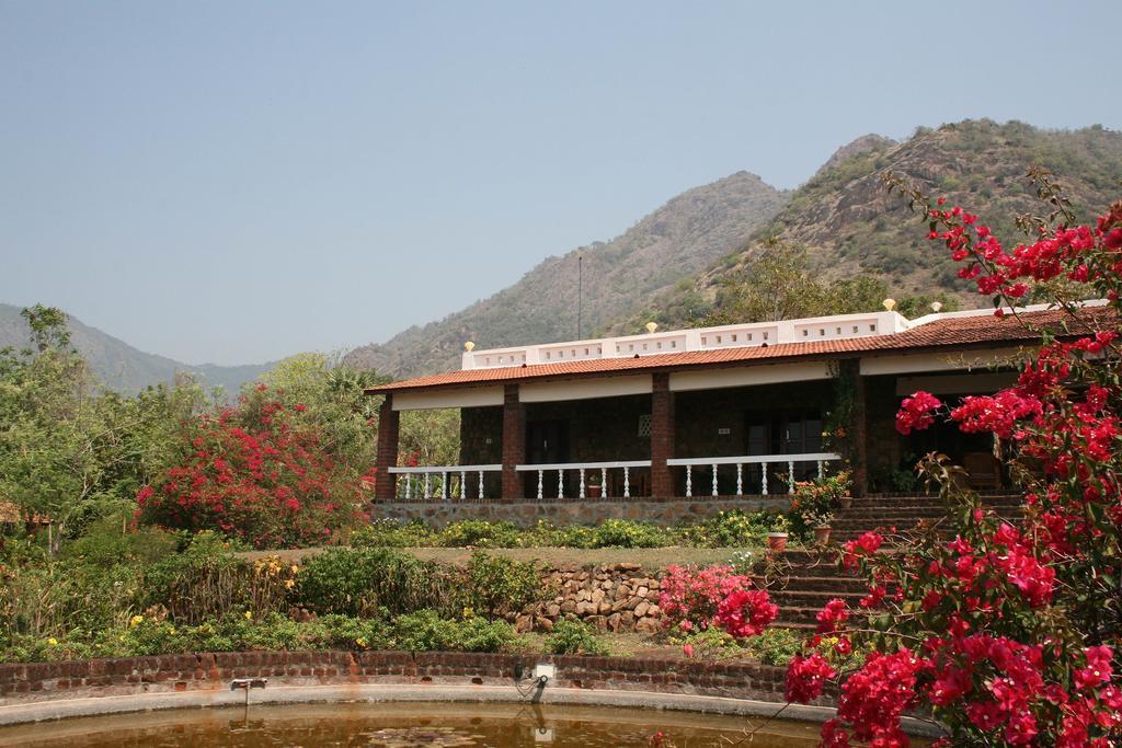 Lakeside Dindigul Hotel Room photo